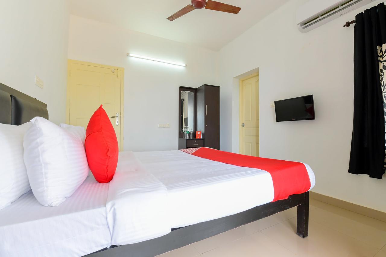 Oyo 11891 Amare Beach Resorts Alappuzha Экстерьер фото