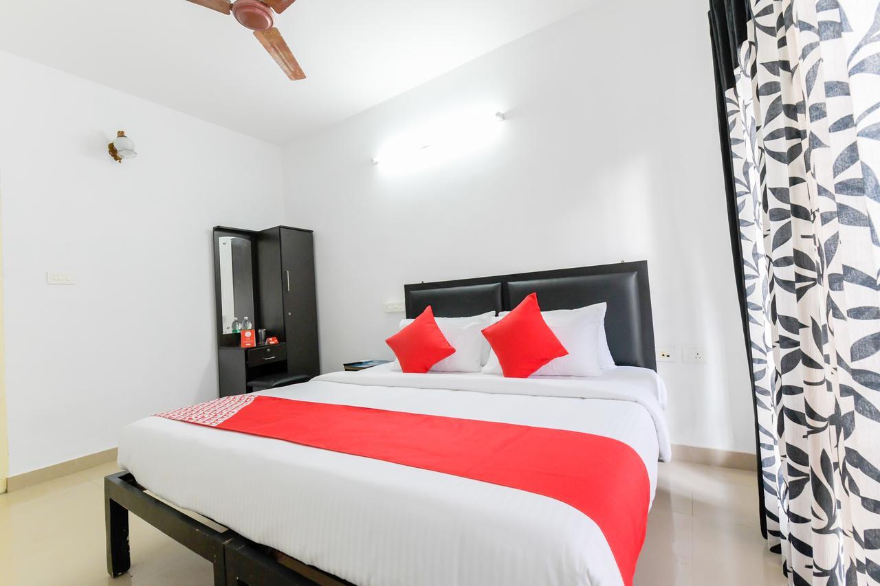 Oyo 11891 Amare Beach Resorts Alappuzha Экстерьер фото
