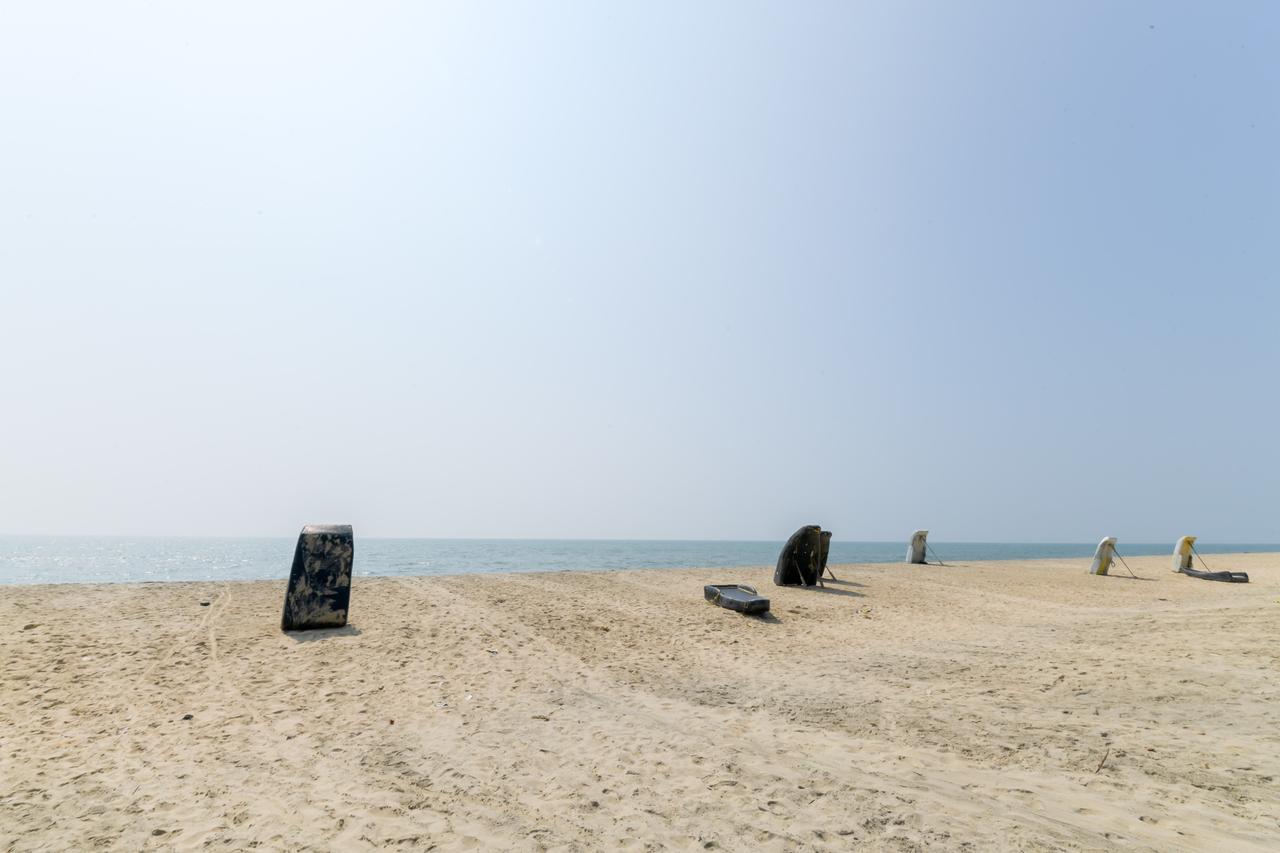 Oyo 11891 Amare Beach Resorts Alappuzha Экстерьер фото