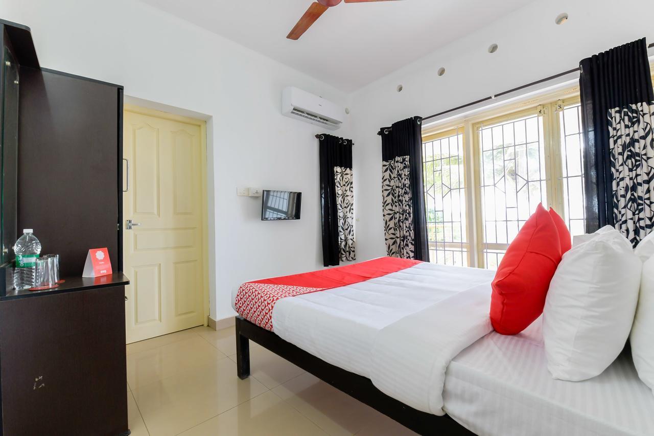 Oyo 11891 Amare Beach Resorts Alappuzha Экстерьер фото